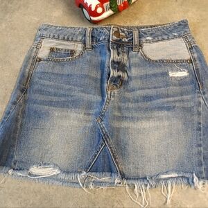 American Eagle Button Fly Distressed Frayed Hem Mini Skirt (2)